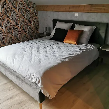 Bed & Breakfast Les De Meiz Stavelot